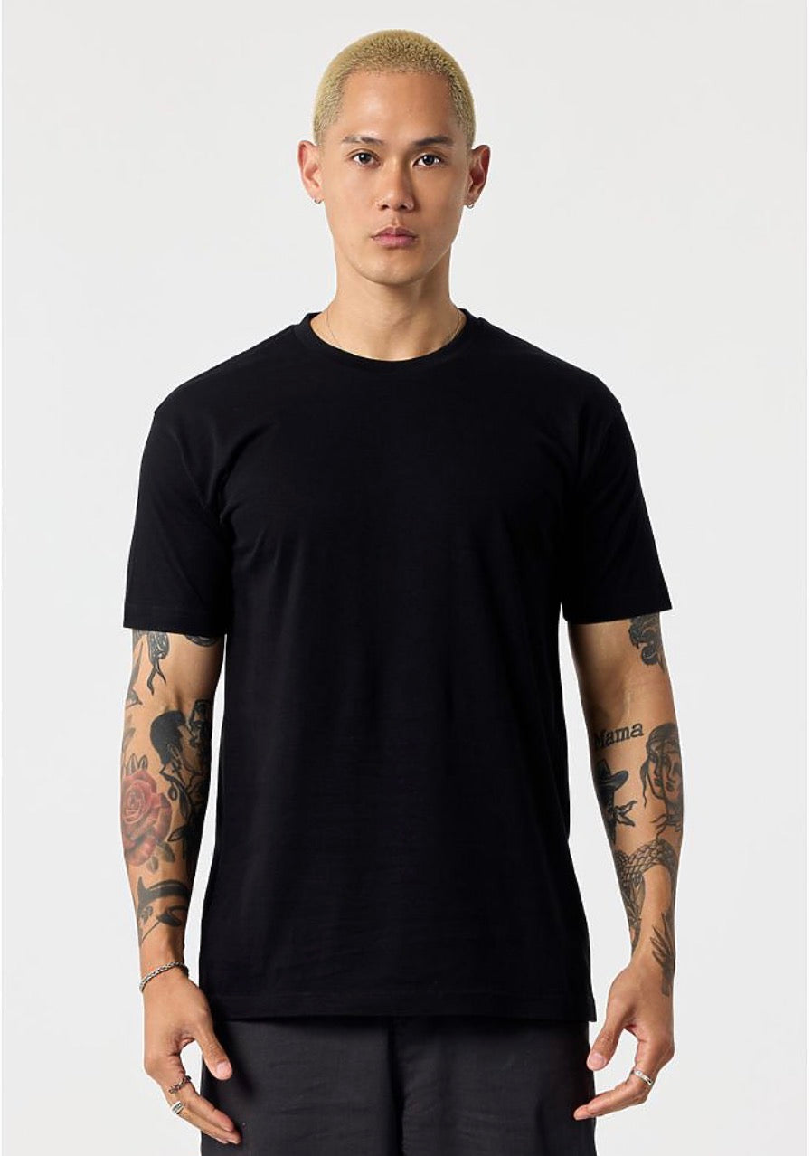 CLASSIC LIGHT TEE  (5.3oz) TRUE TO SIZE