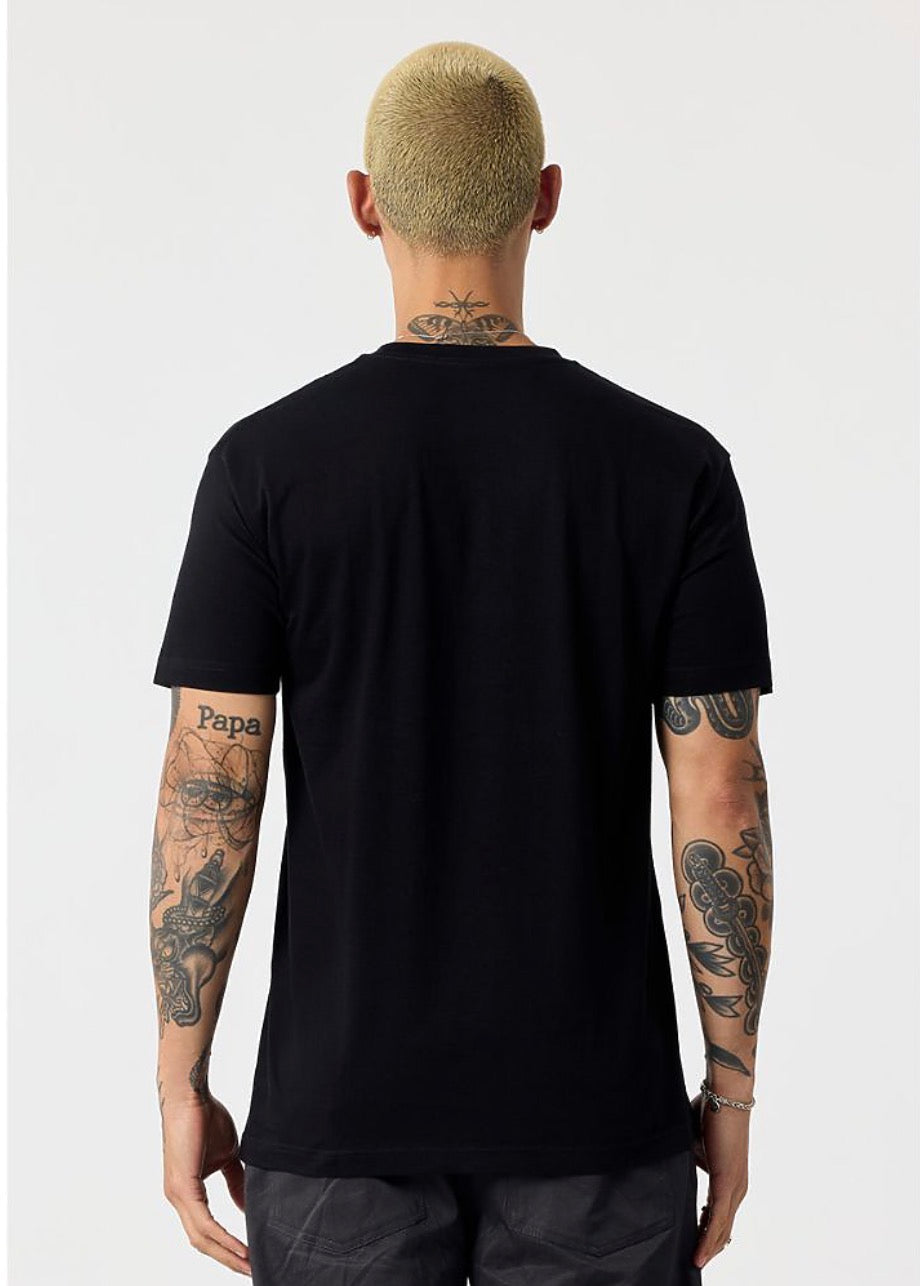 CLASSIC LIGHT TEE  (5.3oz) TRUE TO SIZE