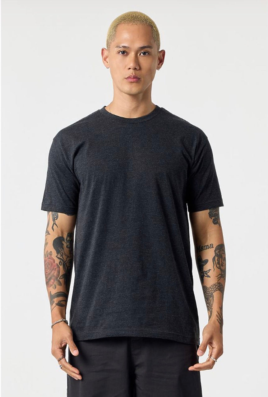 CLASSIC LIGHT TEE  (5.3oz) TRUE TO SIZE